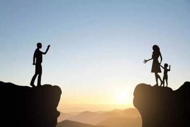 香港離婚證用于內(nèi)地再婚怎么辦理加轉(zhuǎn)遞章公證手續(xù)？