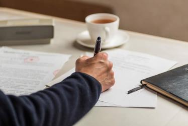 雙方都是內(nèi)地人在香港登記結(jié)婚去不了香港要怎么辦理香港結(jié)婚證公證？