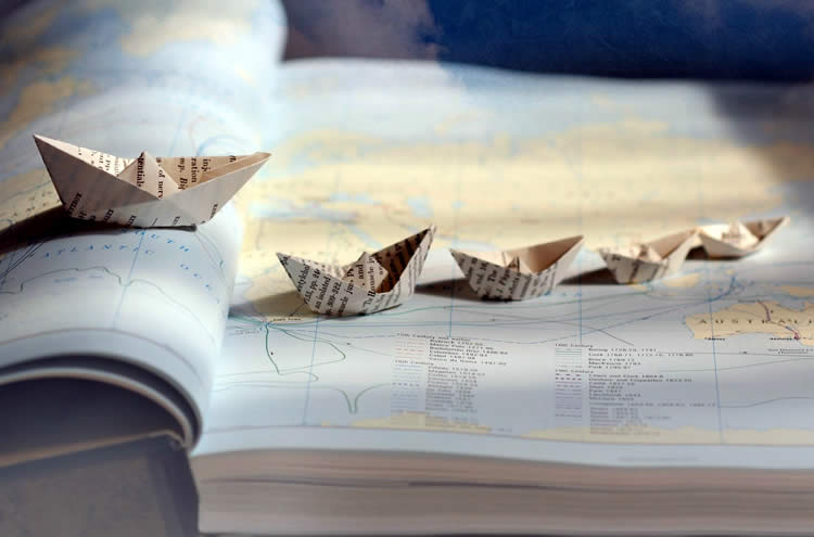 香港人在內(nèi)地與他人發(fā)生借貸糾紛要授權(quán)委托律師訴訟怎么辦理公證呢？