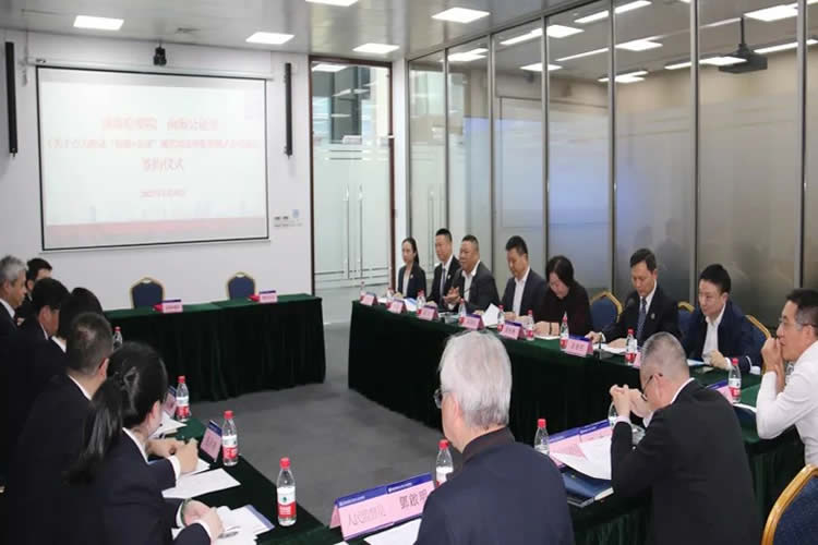 深圳前海蛇口自貿(mào)區(qū)檢察院與深圳市前海公證處推動(dòng)檢察業(yè)務(wù)與公證業(yè)務(wù)相互融合