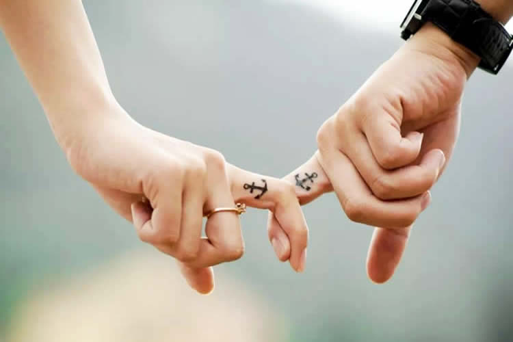 香港人和澳門人結(jié)婚，現(xiàn)要出售內(nèi)地名下的房產(chǎn)怎么辦理香港結(jié)婚證公證？ 