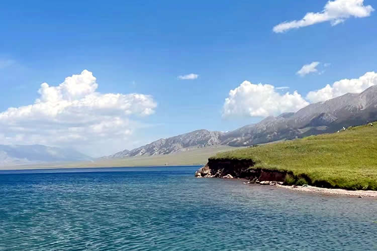 香港父親在內(nèi)地死亡，要繼承他在內(nèi)地的遺產(chǎn)怎么辦理親屬關(guān)系及遺囑狀況聲明書公證？