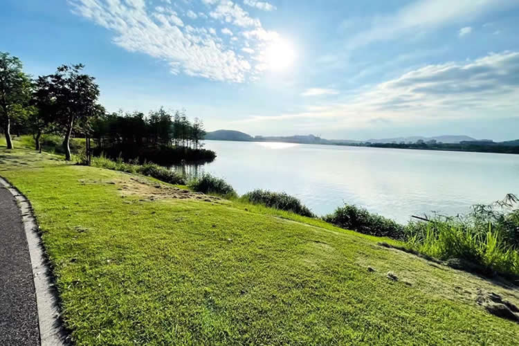 上海人獲得香港身份后怎么辦理確認(rèn)身份為同一人聲明書公證用于變更個(gè)人信息呢？