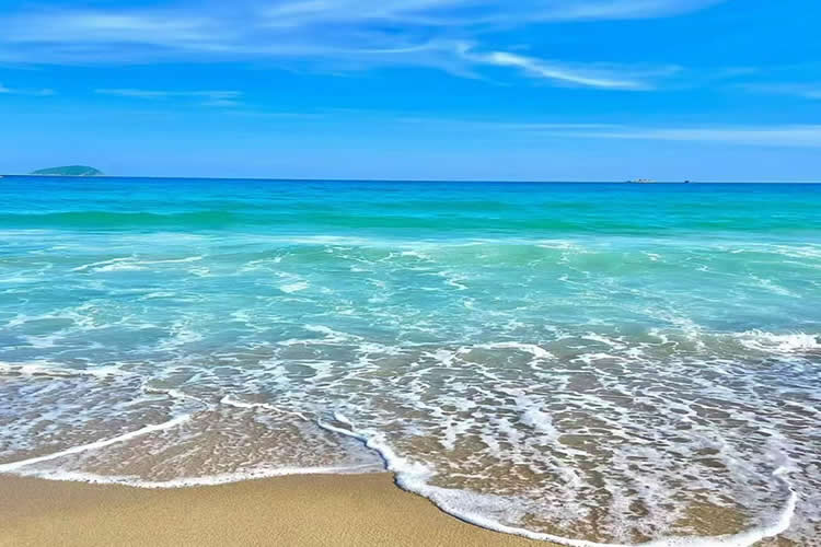 內(nèi)地居民的香港絕對(duì)離婚判令怎么公證用于辦理更改婚姻狀況以及銀行貸款？