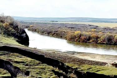 內(nèi)地出生的香港人怎么做出生公證用于申請圣基茨和尼維斯護(hù)照呢？